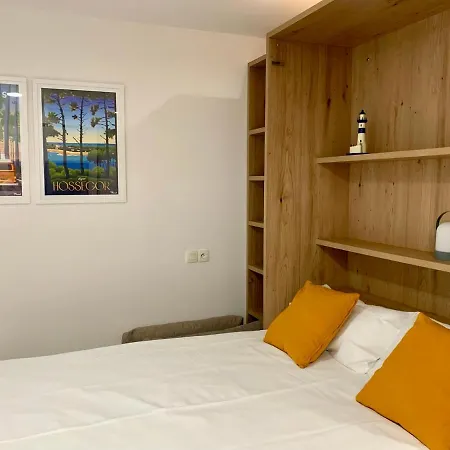 A Cote Du Avec Terrasse Appartement