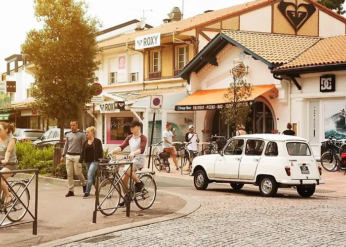A Cote Du Avec Terrasse *
